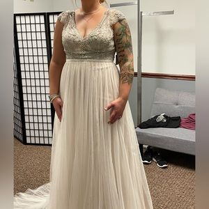 Stella York size 16 ivory blush bridal gown